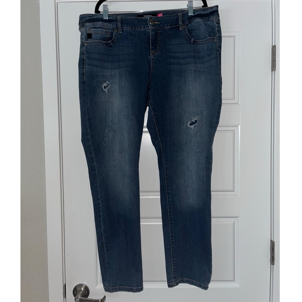 Torrid Plus Size 18 Dark Wash Distressed Skinny/Straight Jeans - Picture 4 of 11